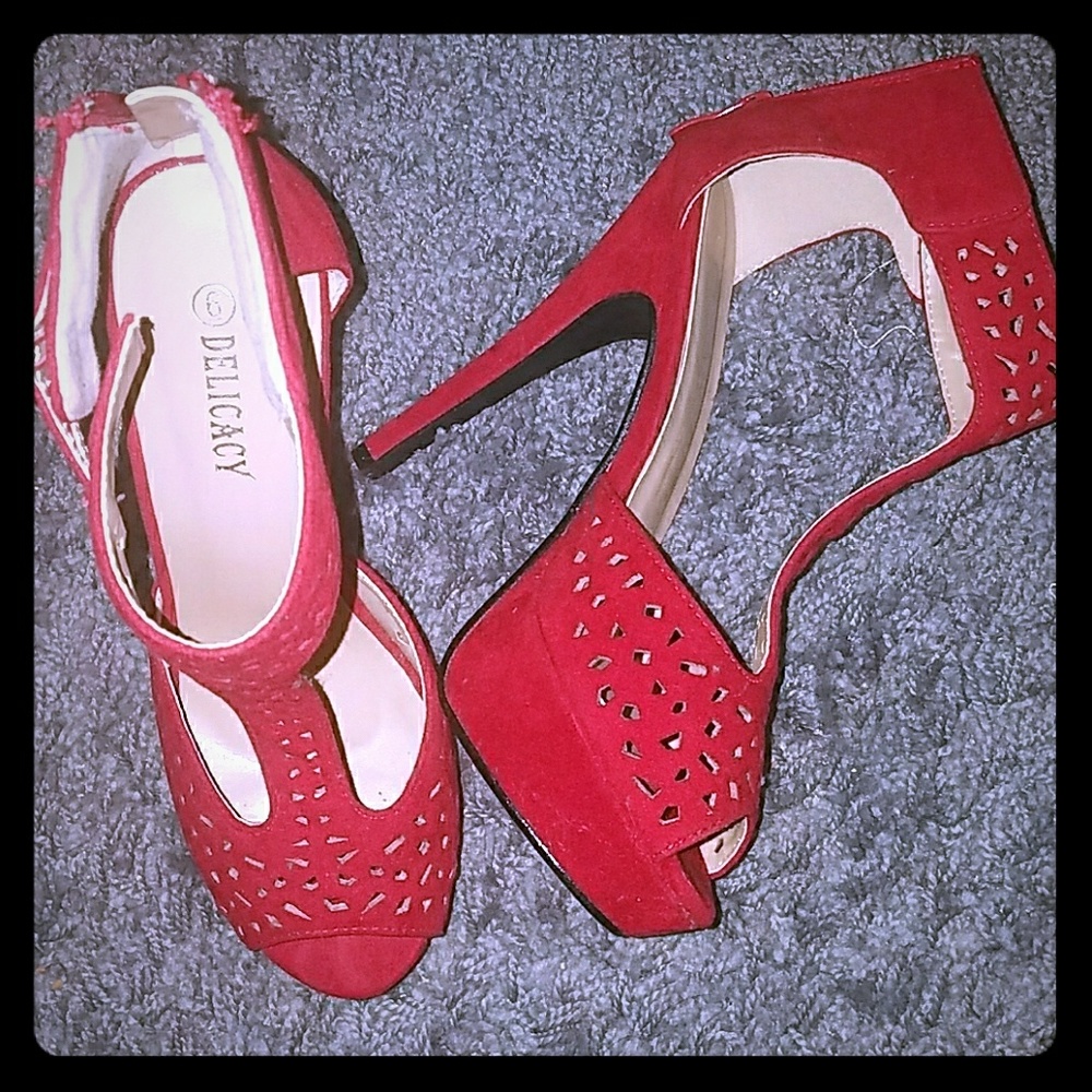 Gorgeous Red heels